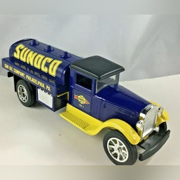 Sunoco Tanker Truck No. 1 Sun Oil Co. 1993 American Classics Ertl Vintage NIB - Picture 6 of 6
